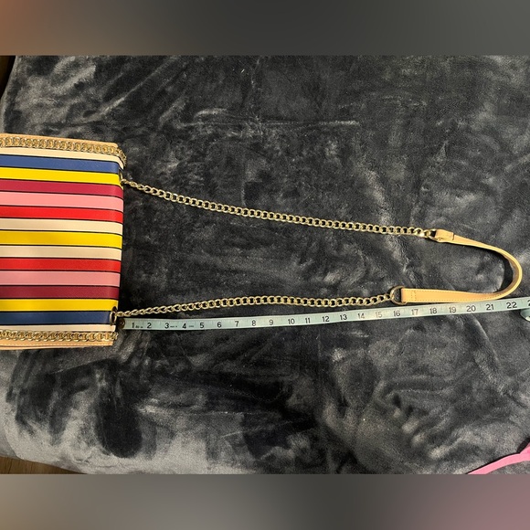 Target Mossimo brand purse - Picture 9 of 9